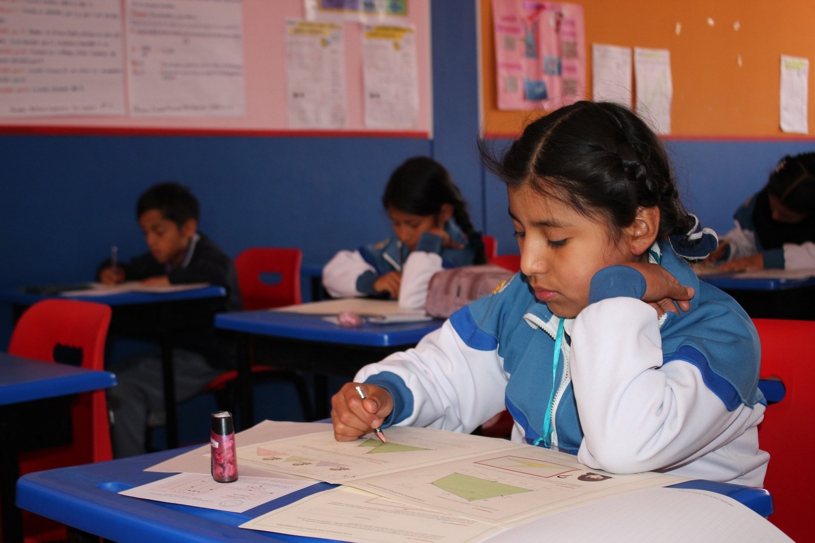 Participante durante el examen